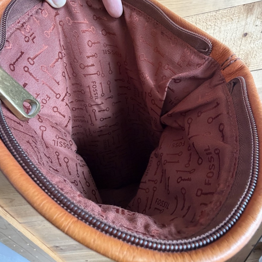 Fossil Explorer Large Brown Leather Fold Over Messenger Satchel Bag Vintage - Picture 7 of 11